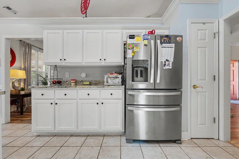 Welcome to Your Dream Home in Myrtle Trace! Discover this - photo 18