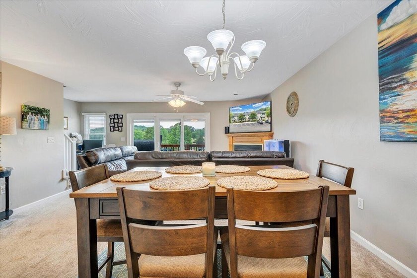 Waterfront, short-term rentable townhouse in a highly desirable - photo 9