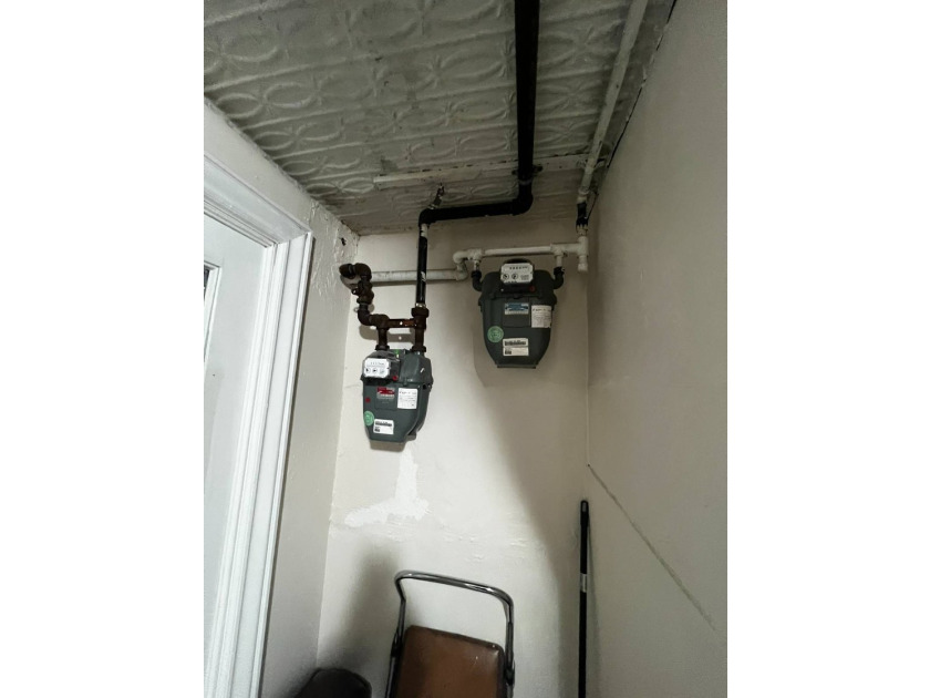 Prime Bay Ridge / Sunset Park Border Opportunity! Fully vacant!! - photo 11