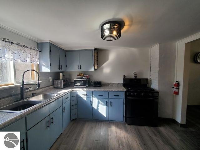 SPACIOUS 3-bedroom, 1 bath home with lots of updates. There was - photo 11