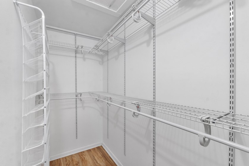 Welcome to your dream unit in Century Village East! This move in - photo 12
