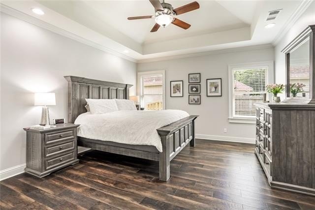 Don't miss this well-maintained beauty in flood zone X by - photo 13