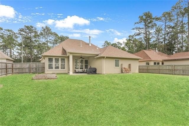 Don't miss this well-maintained beauty in flood zone X by - photo 19