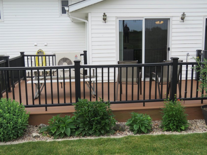 Well maintained, move in ready 3 bedroom 2 full bath home in - photo 5