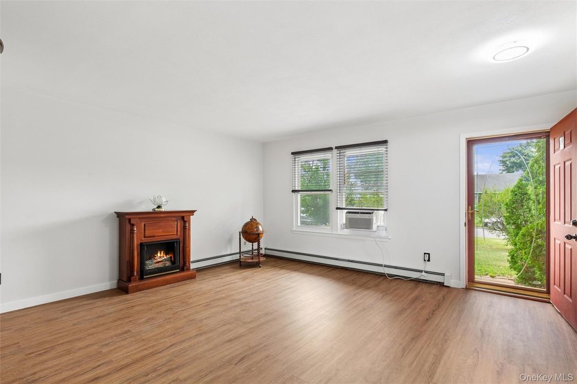 Move right in and start living. This home has already done the - photo 6