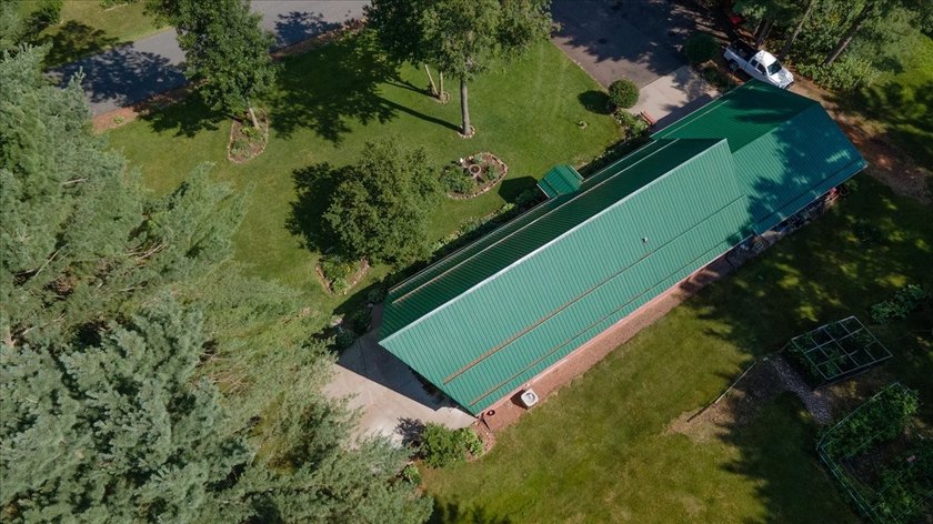 Custom-built open-concept home in the desirable Tainter Lake - photo 20