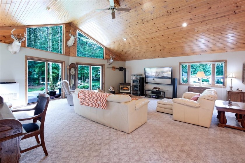 Custom-built open-concept home in the desirable Tainter Lake - photo 26