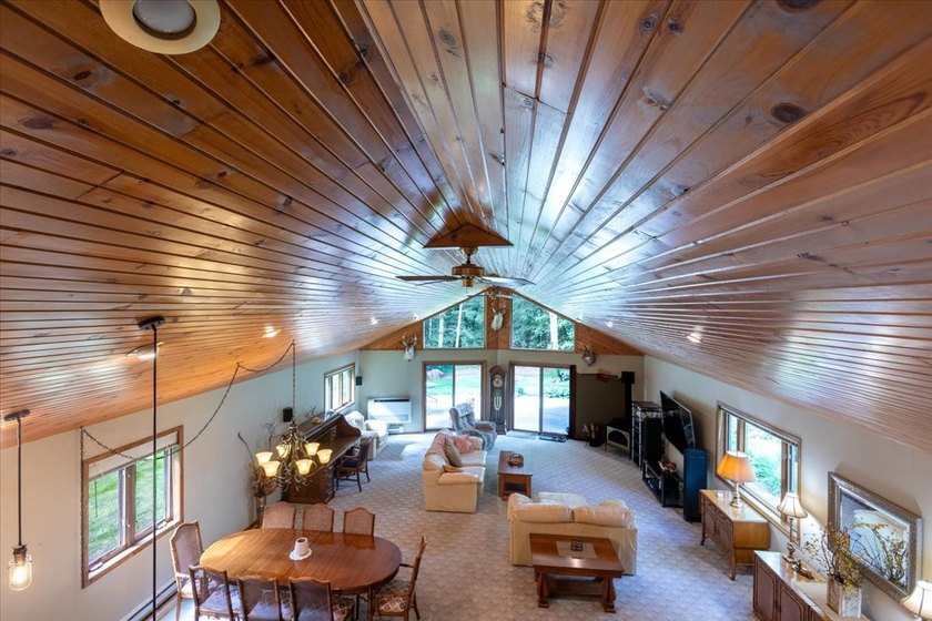 Custom-built open-concept home in the desirable Tainter Lake - photo 30