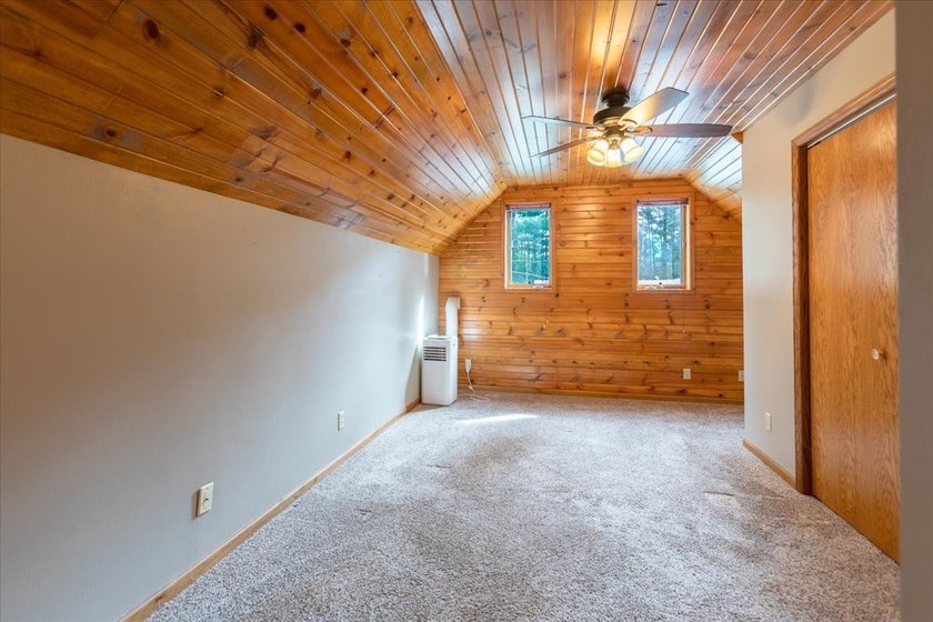 Custom-built open-concept home in the desirable Tainter Lake - photo 47