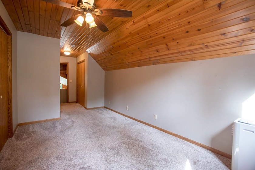Custom-built open-concept home in the desirable Tainter Lake - photo 48