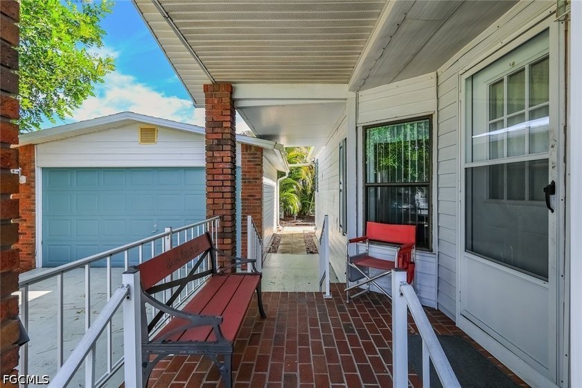 Own both the land and the home while enjoying the Florida - photo 3
