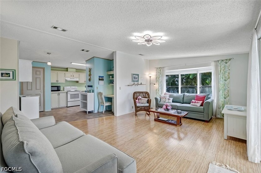 Own both the land and the home while enjoying the Florida - photo 8