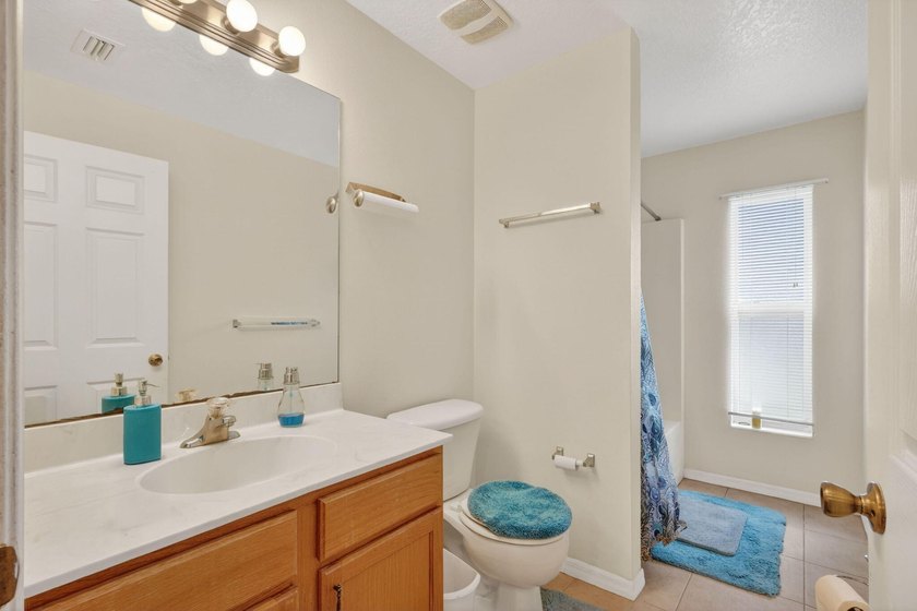 Rare find in the heart of Port St. Lucie! This solid home - photo 24