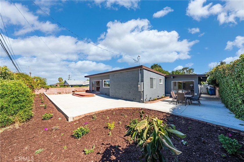This beautifully maintained single-family home features a - photo 42