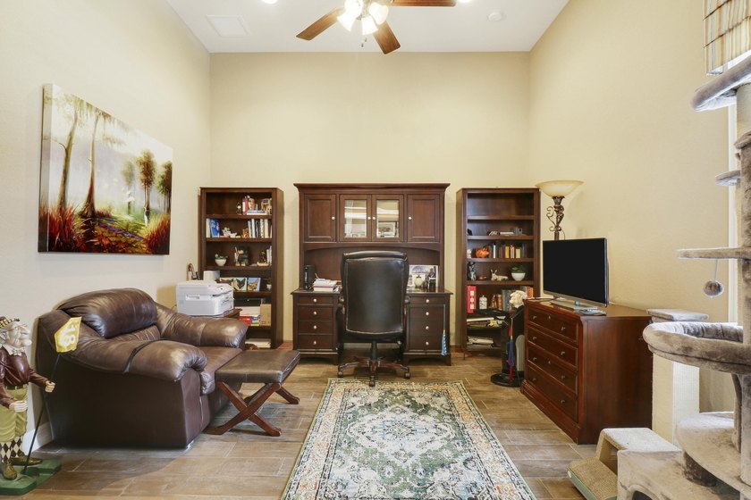 Welcome to your dream home! This stunning 1-story 4-bedroom - photo 23