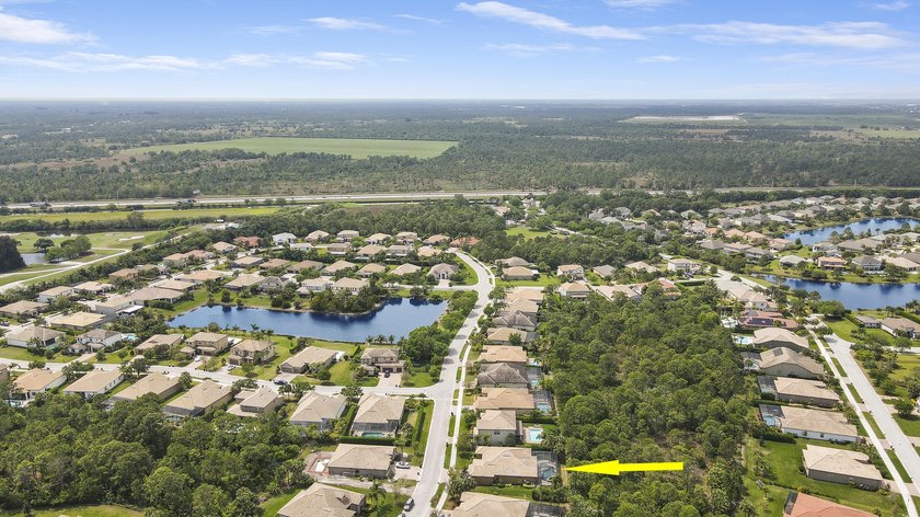 Welcome to your dream home! This stunning 1-story 4-bedroom - photo 31