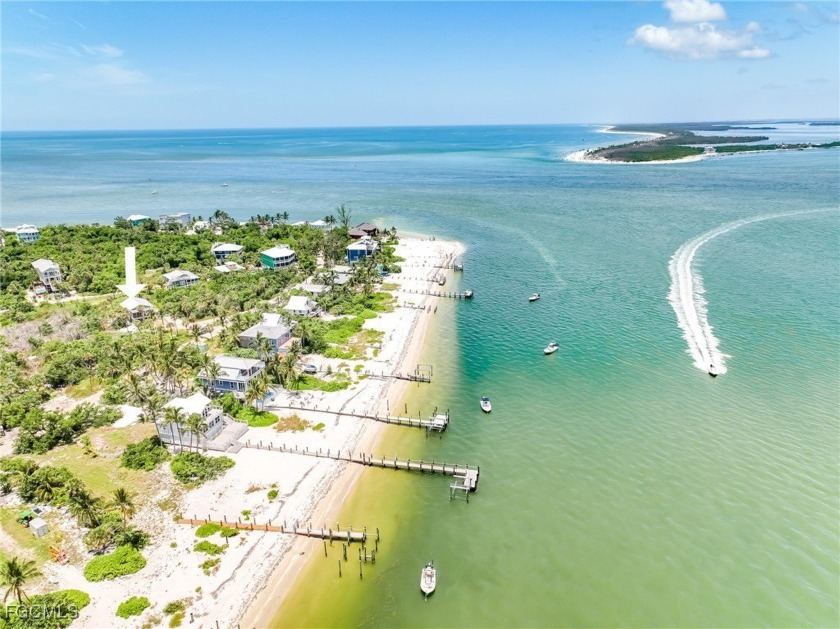 Authentic Old Florida Island Charm and timeless appeal combine - photo 50