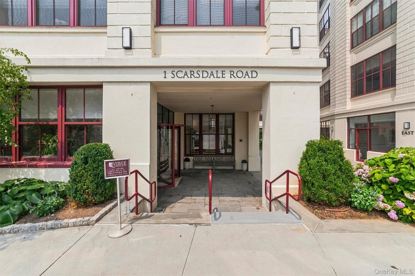 Welcome home to Rivervue! Rarely available 2 Bed/2 Bath unit - photo 2