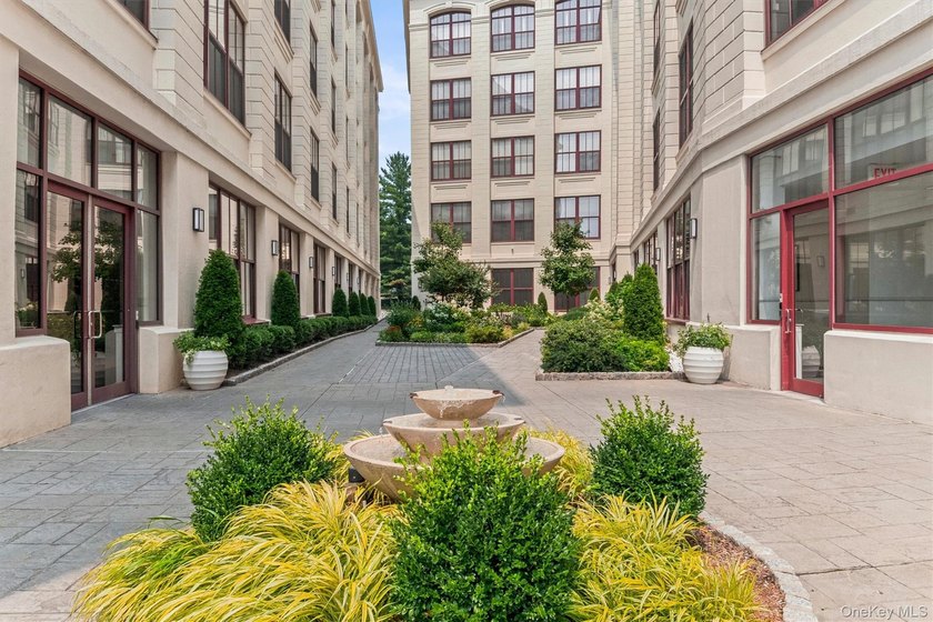 Welcome home to Rivervue! Rarely available 2 Bed/2 Bath unit - photo 3