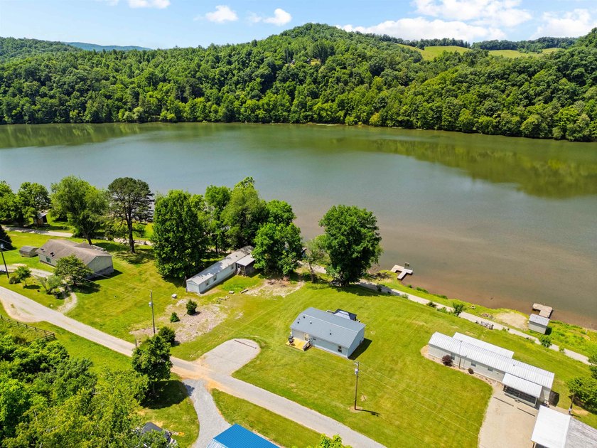 Experience waterfront living with this beautiful property - photo 5