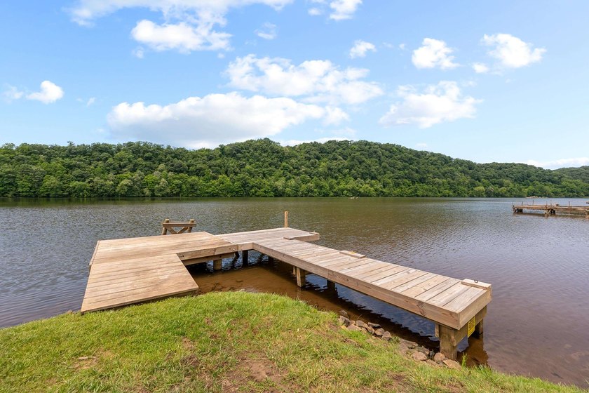 Experience waterfront living with this beautiful property - photo 8