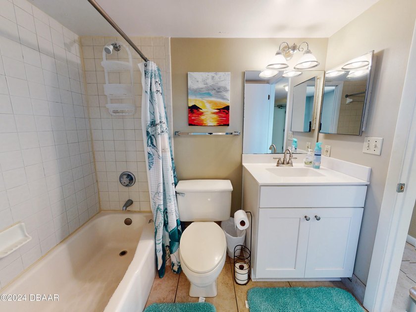 Invest in paradise! 9th-floor condo in Daytona Beach Shores with - photo 9
