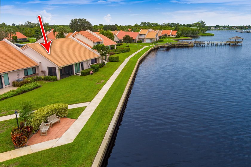 DIRECT WATERFRONT Villa with spectacular river views (Per FEMA - photo 23