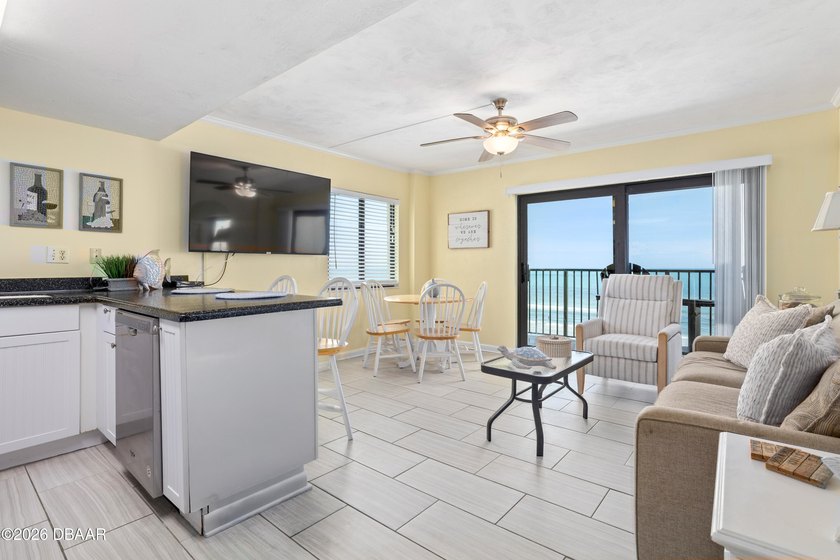WAKE UP TO THE BREATHTAKING ATLANTIC OCEAN VIEWS FROM THIS - photo 8