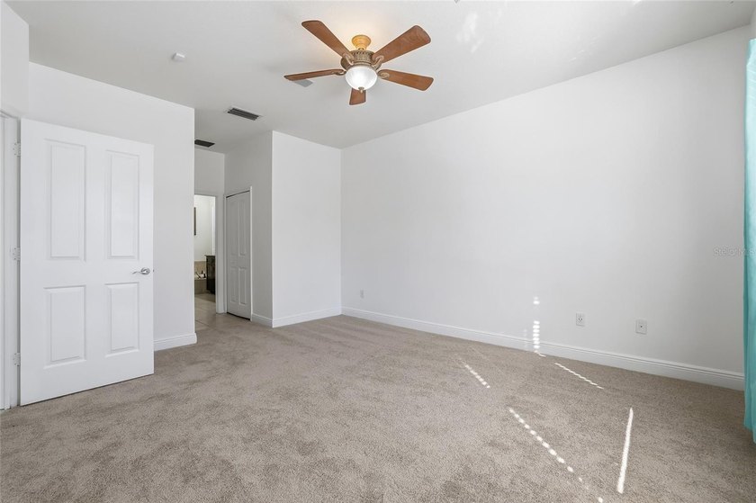 STOP THE CAR HONEY! This home is stunning! Features 5-bedroom - photo 31