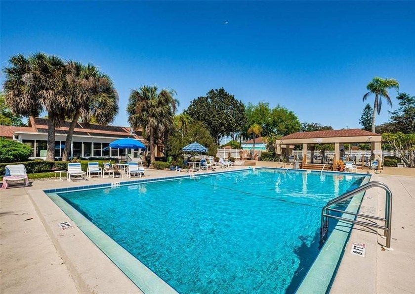 Newly renovated, ground-floor 2 bed, 2 bath condo, 1,144 sq ft - photo 45