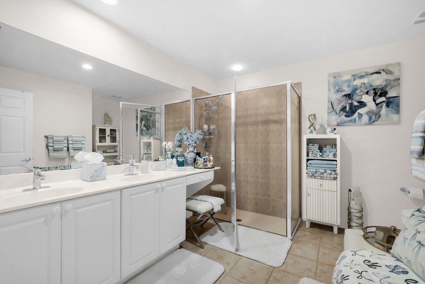 Looking for a 2-bedroom condo in Fort Pierce with modern - photo 11