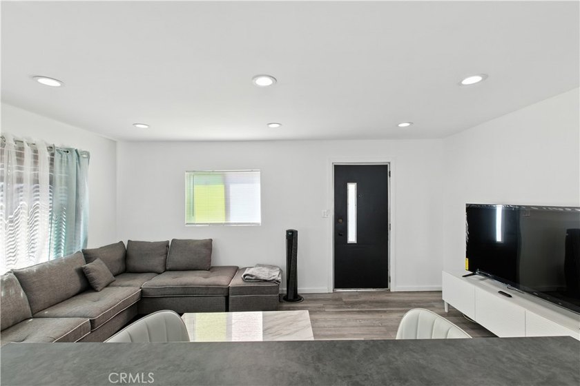 OPEN HOUSE SATURDAY 6/13 12PM TO 3PM Enjoy a hassle-free move - photo 7