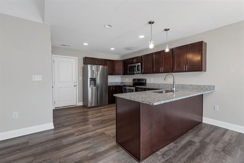 Welcome to 775 River Birch Road! A beautifully maintained 3 - photo 16