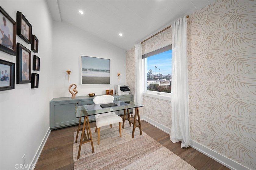 Ideally positioned just moments from Emerald Bay's pristine main - photo 18