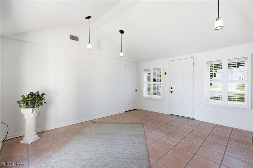 A wonderful Bay Village lifestyle awaits in this move-in ready - photo 8