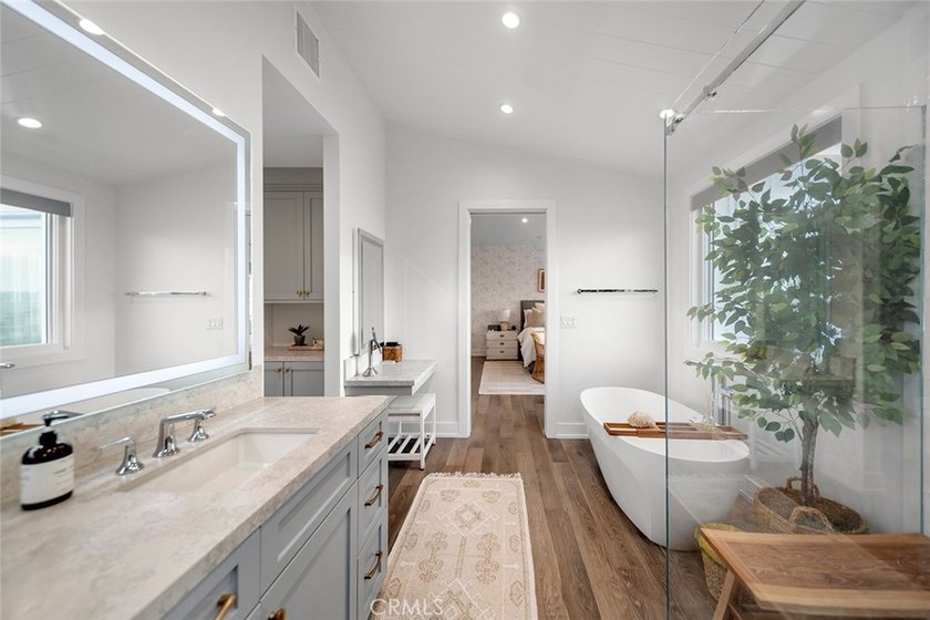 Ideally positioned just moments from Emerald Bay's pristine main - photo 27