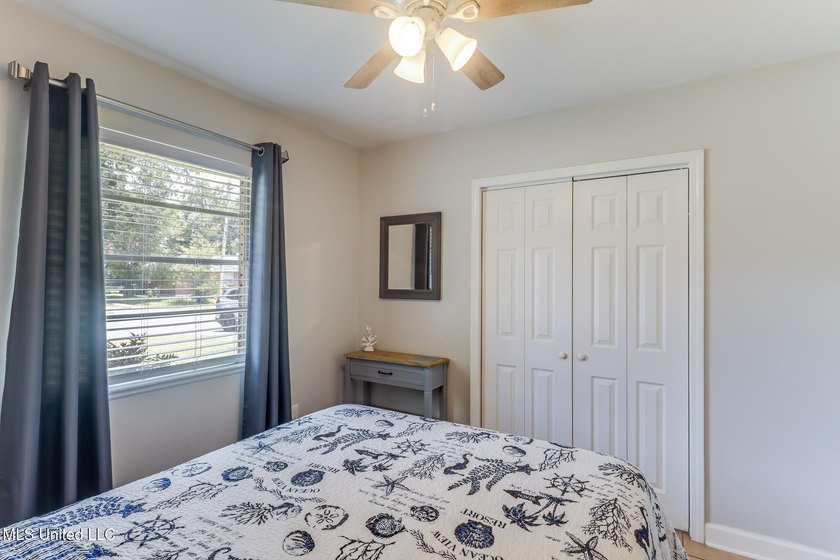This 1,255 SqFt brick home is ideally located just off Cowan - photo 14