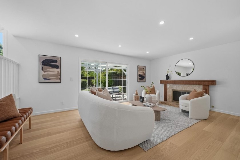 Welcome to 1284 Montmorency Drive, a stunning Cambrian gem - photo 20