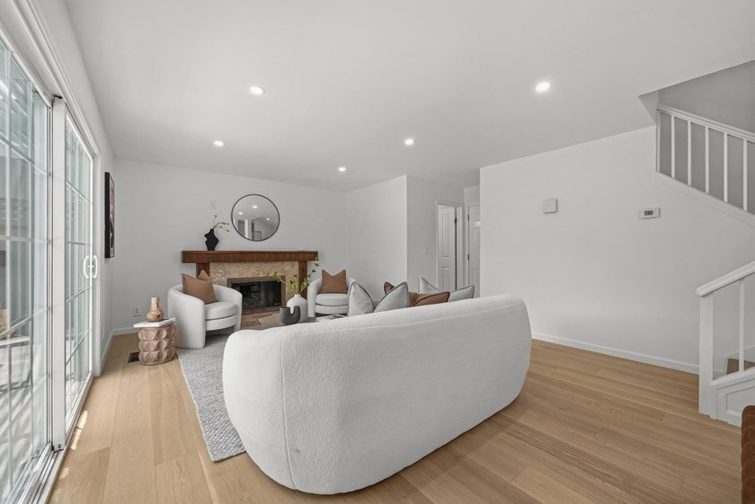 Welcome to 1284 Montmorency Drive, a stunning Cambrian gem - photo 24