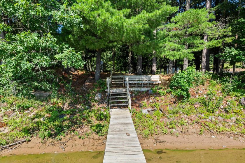 Rare opportunities like this on Pleasant Lake don't come around - photo 7