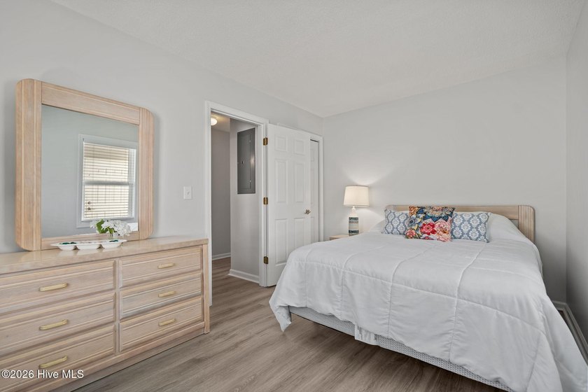MAJOR $127K PRICE REDUCTION! Now the lowest-priced, move-in - photo 29
