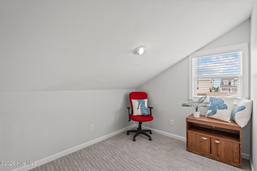 MAJOR $127K PRICE REDUCTION! Now the lowest-priced, move-in - photo 35