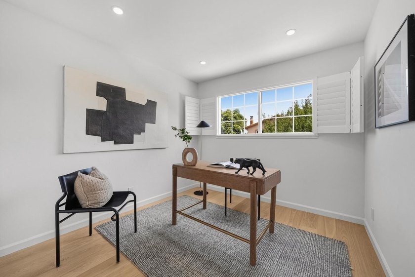 Welcome to 1284 Montmorency Drive, a stunning Cambrian gem - photo 38