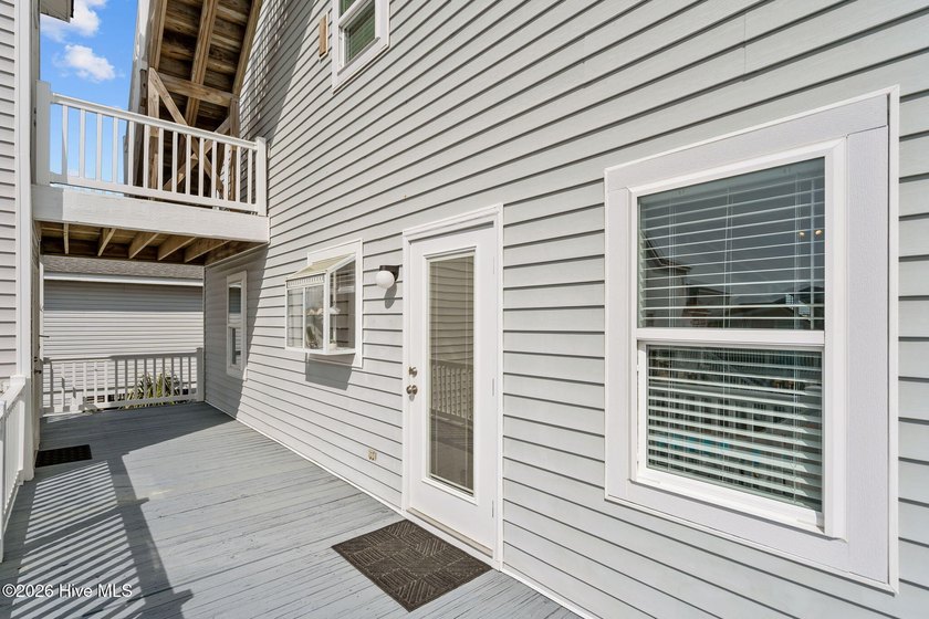 MAJOR $127K PRICE REDUCTION! Now the lowest-priced, move-in - photo 42