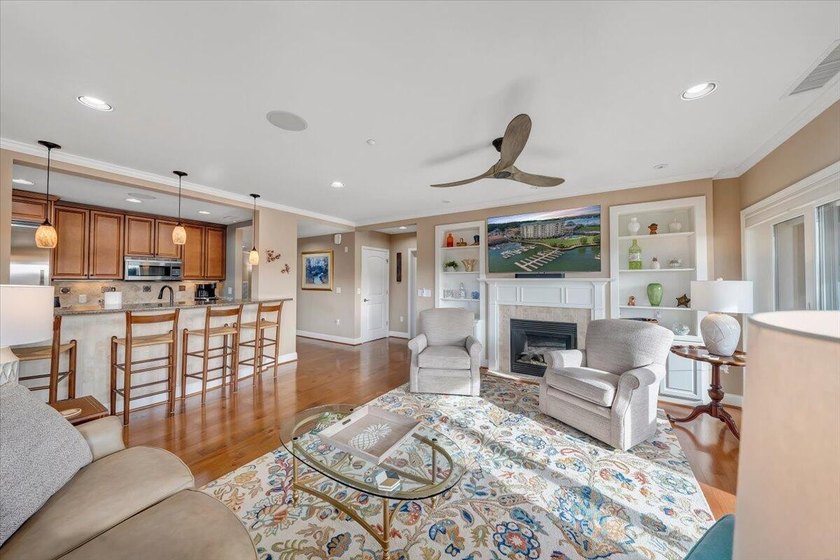 Discover lakeside luxury living with no maintenance with this - photo 17