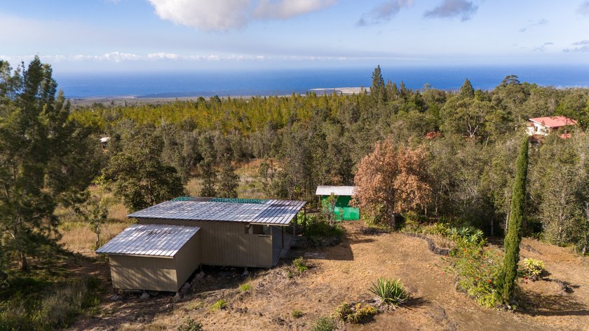 This One-acre parcel located in Hawaiian Ocean View Estates - photo 2