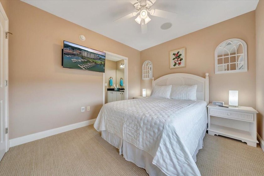 Discover lakeside luxury living with no maintenance with this - photo 29