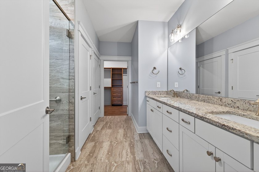 Welcome to Manchester Drive, where classic Craftsman charm meets - photo 26