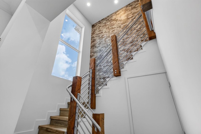 GOLF MEMBERSHIP! Custom 4 BR/4 BA home with newly built second - photo 36