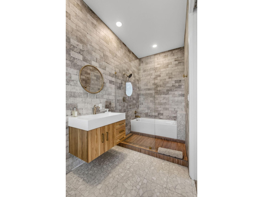 GOLF MEMBERSHIP! Custom 4 BR/4 BA home with newly built second - photo 44